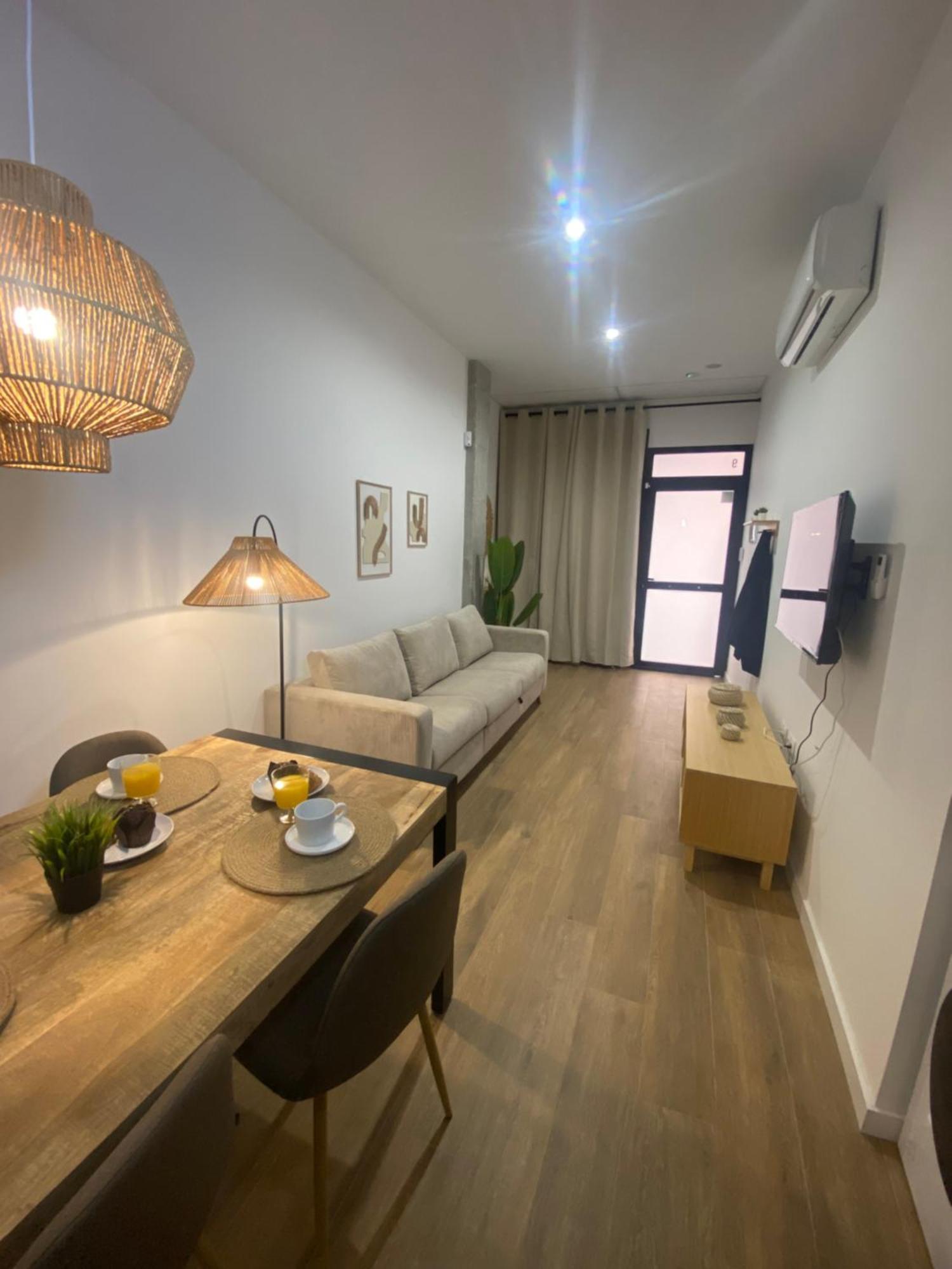 Travel Habitat Mediterranean Suites Valensiya Dış mekan fotoğraf