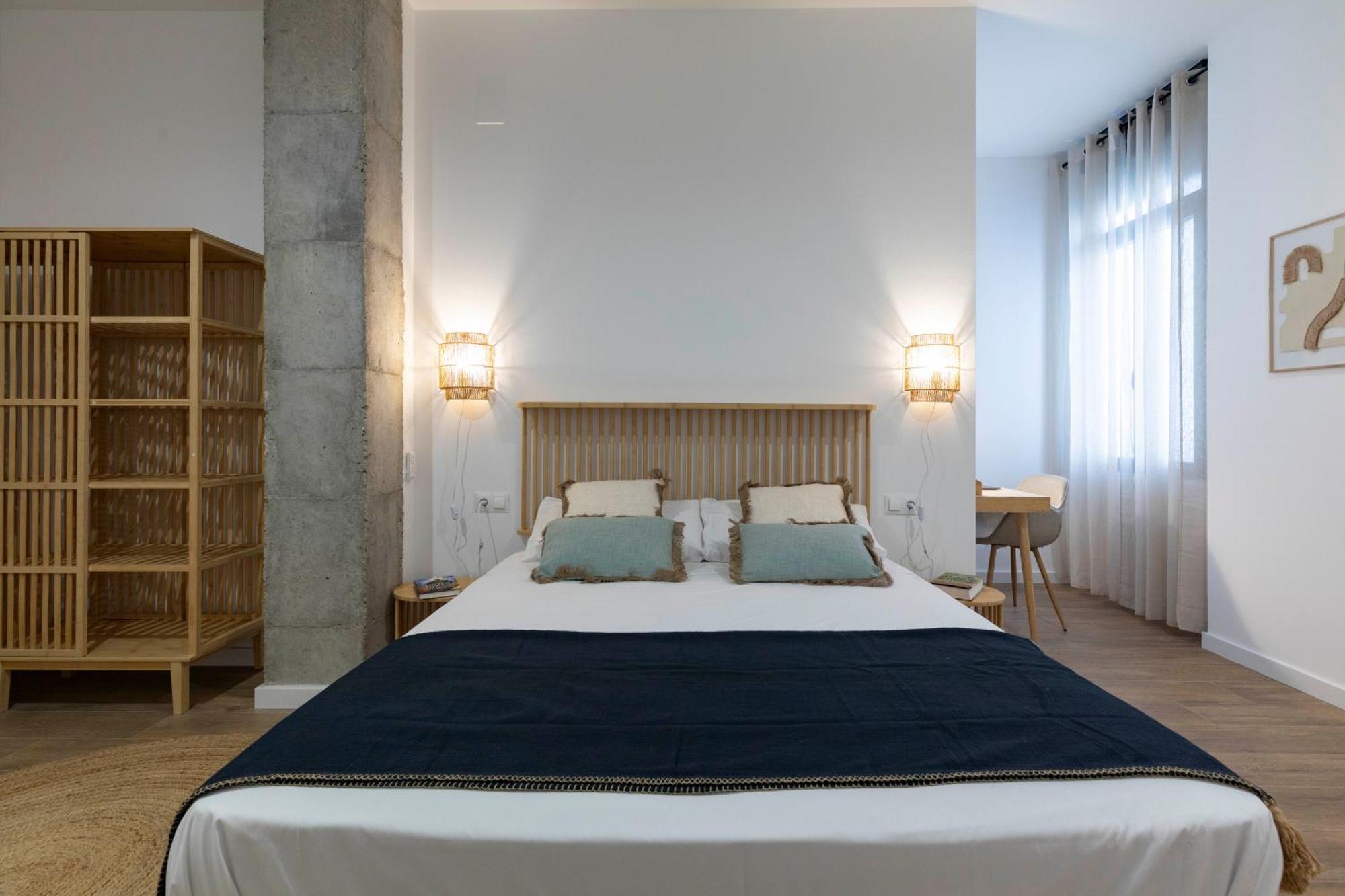 Travel Habitat Mediterranean Suites Valensiya Dış mekan fotoğraf