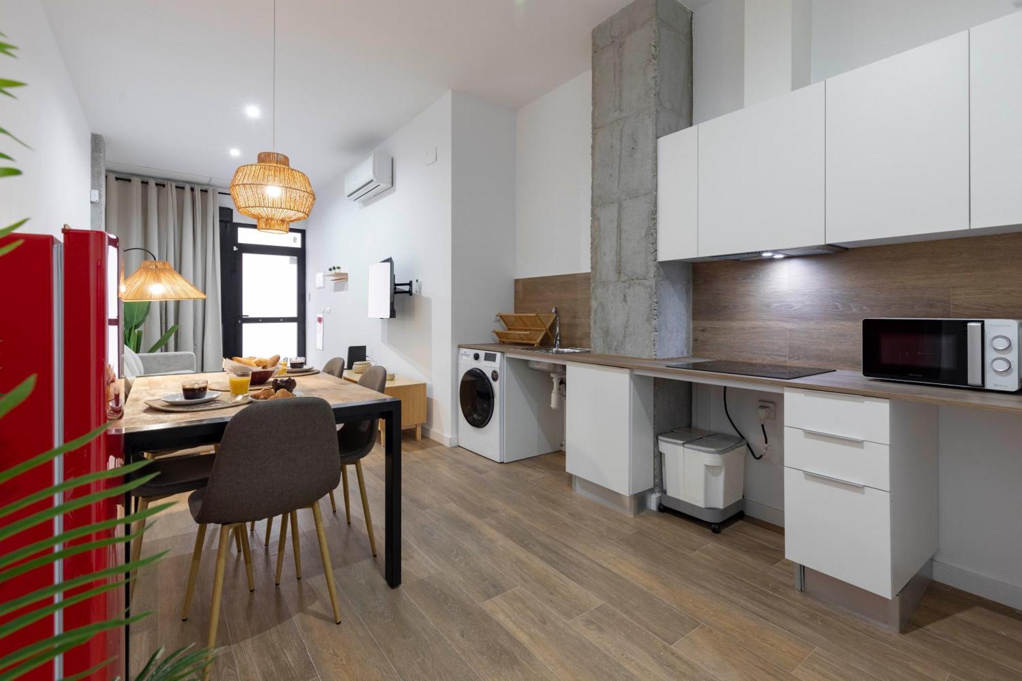 Travel Habitat Mediterranean Suites Valensiya Dış mekan fotoğraf