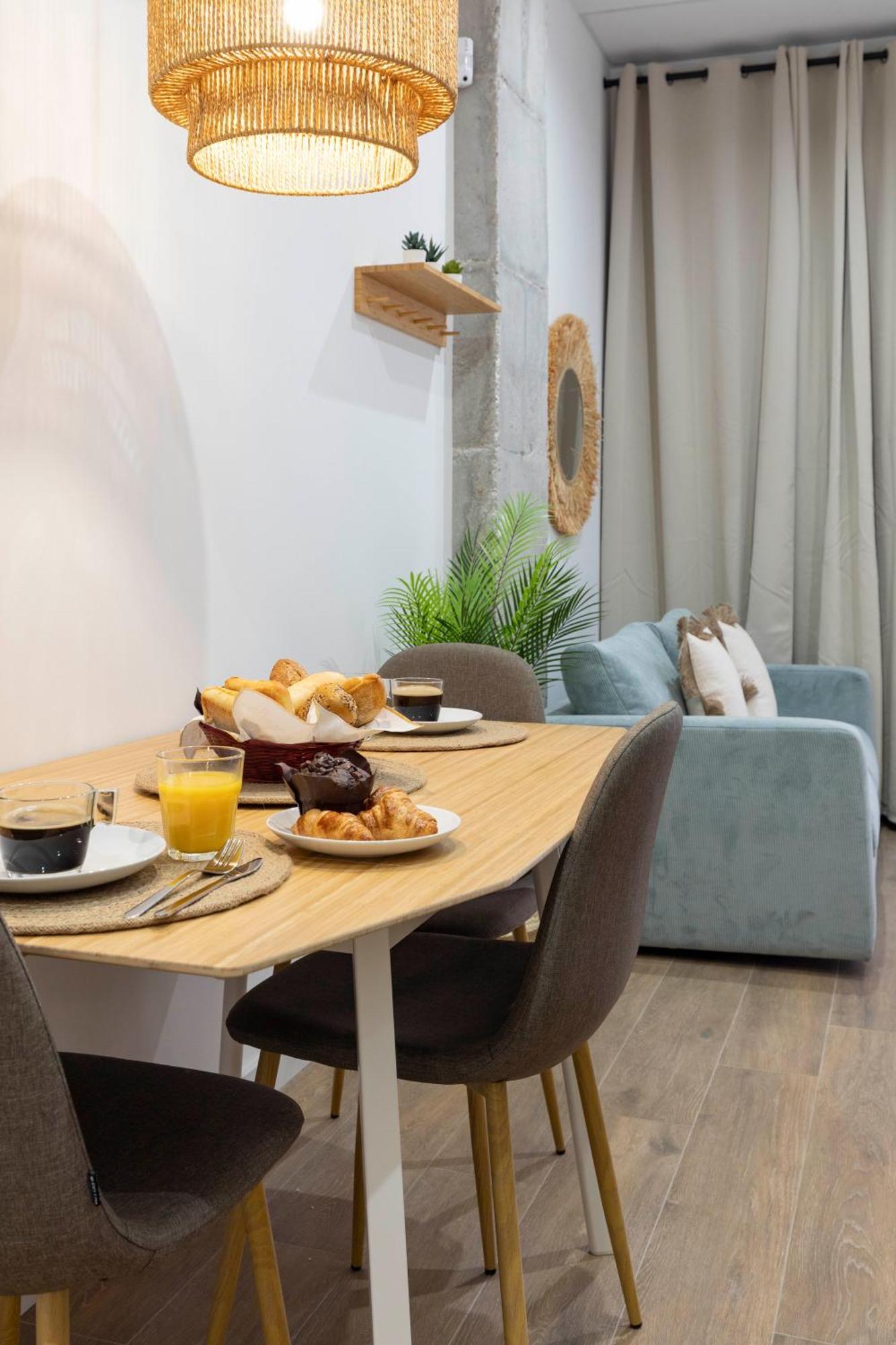 Travel Habitat Mediterranean Suites Valensiya Dış mekan fotoğraf