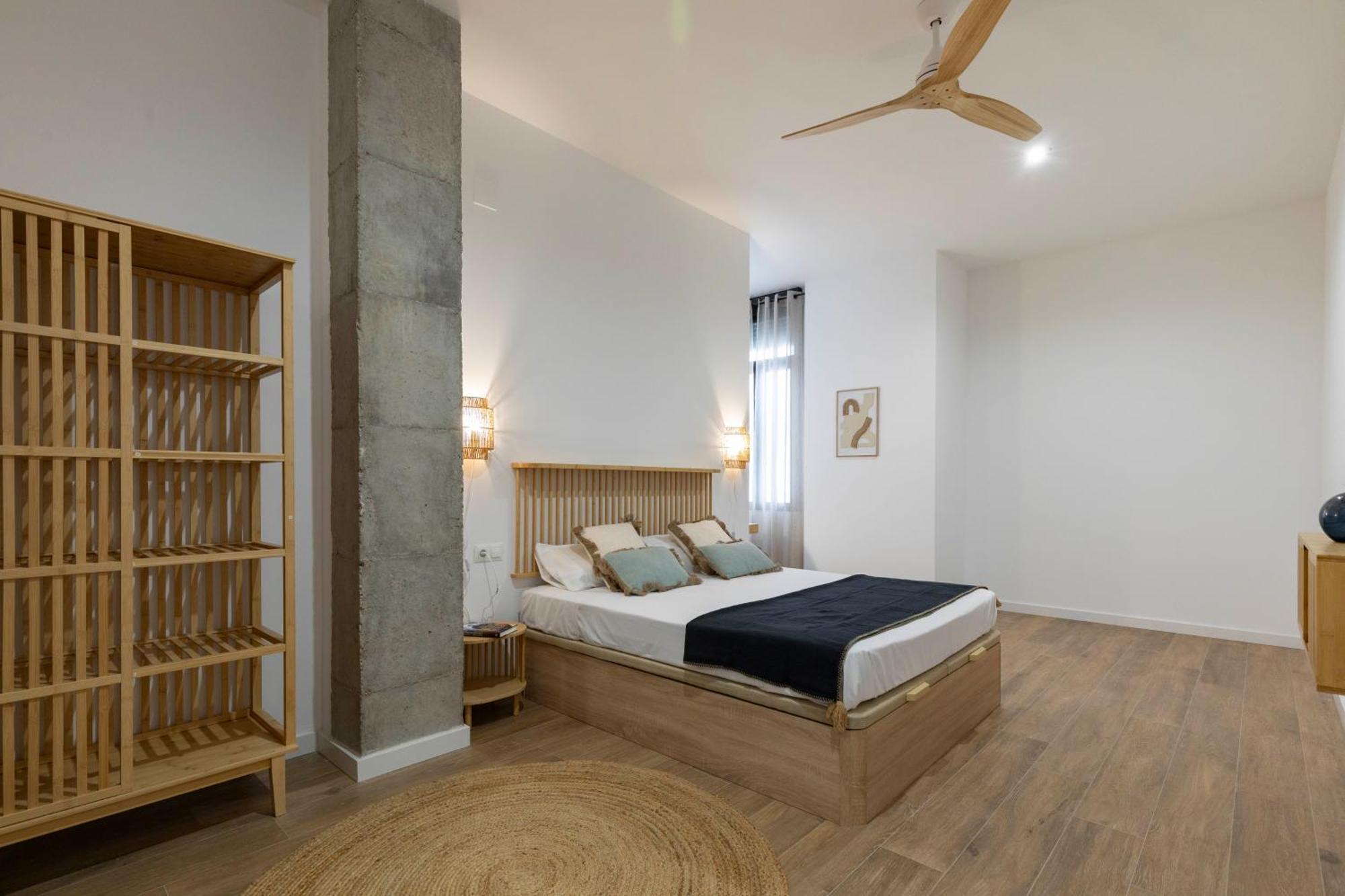 Travel Habitat Mediterranean Suites Valensiya Dış mekan fotoğraf