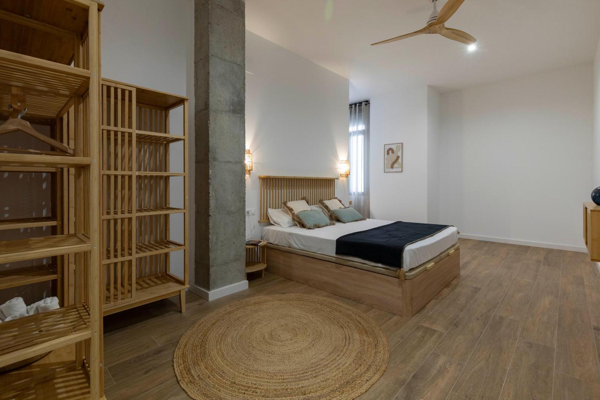 Travel Habitat Mediterranean Suites Valensiya Dış mekan fotoğraf