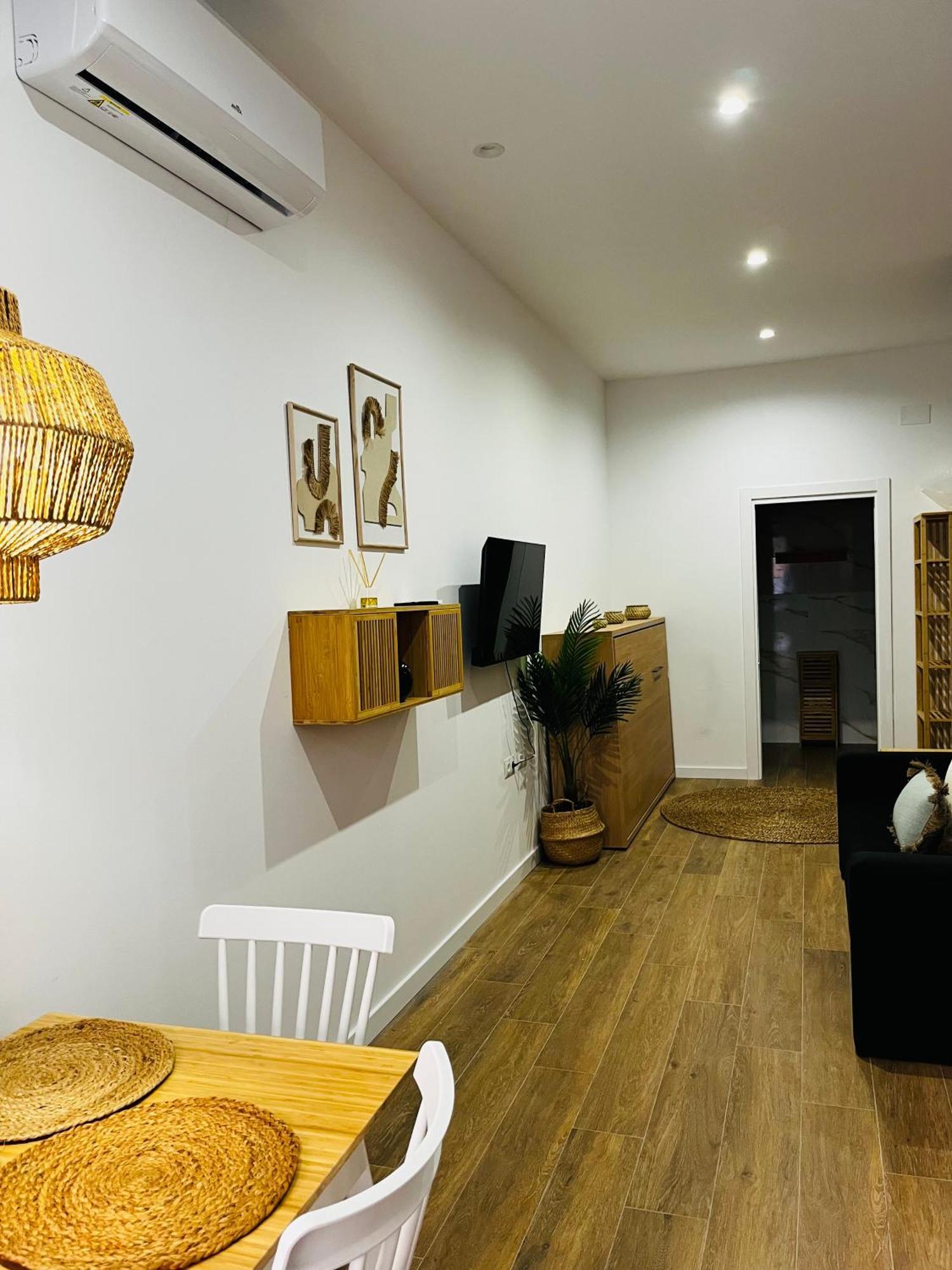 Travel Habitat Mediterranean Suites Valensiya Dış mekan fotoğraf