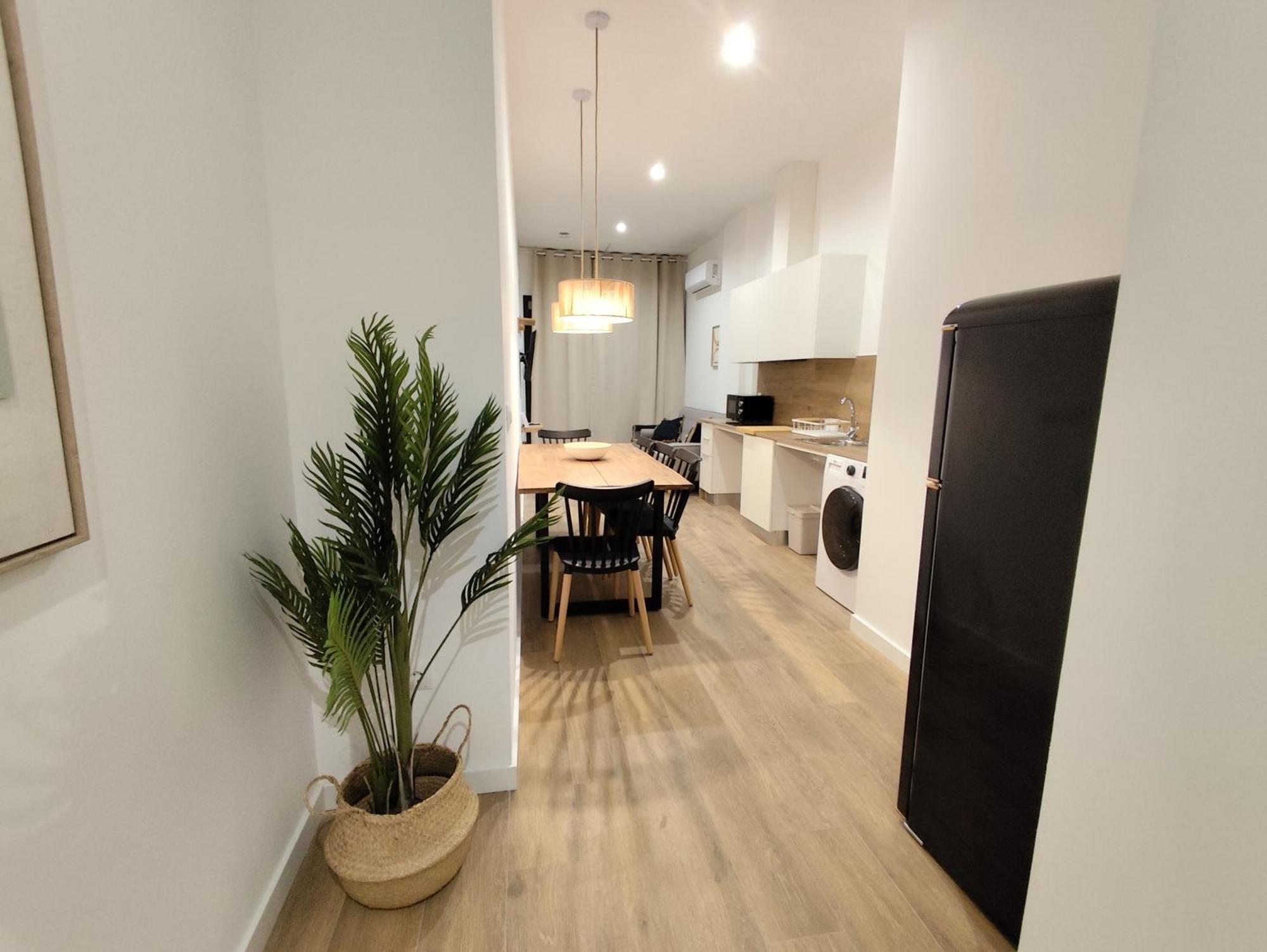 Travel Habitat Mediterranean Suites Valensiya Oda fotoğraf